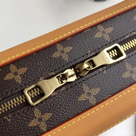 BOX LOUIS VUITTON 0702